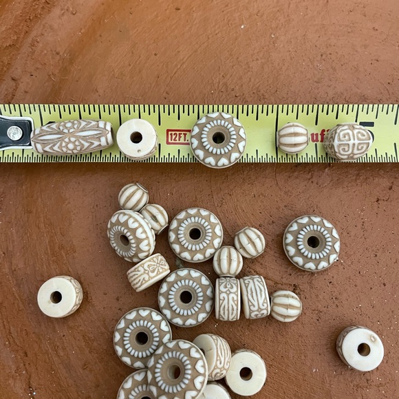 ⬇️ FINAL PRICE New Craft Beads Cream Beige Red 3 Packs - Picture 11 of 11